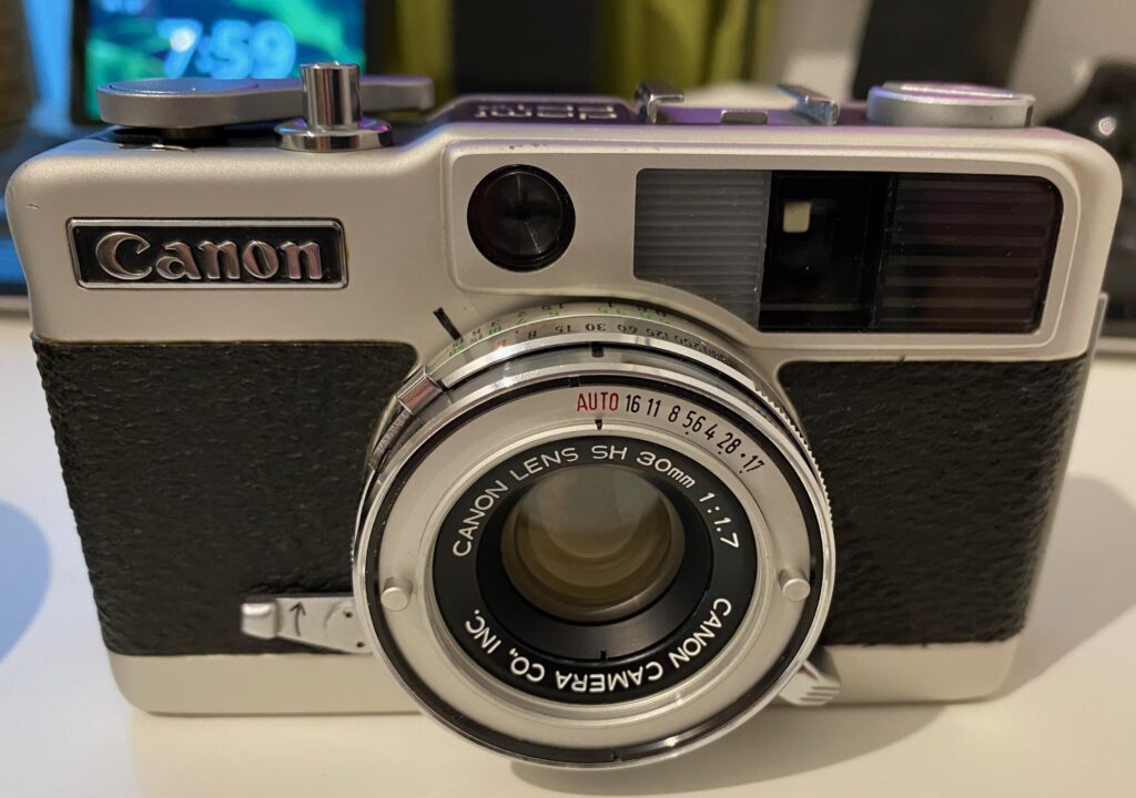 Compact, Economical and Brilliant – The Canon Demi EE-17 Review